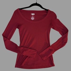 Women red t-shirt